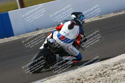 media/Oct-12-2025-CRA (Sun) [[e621380112]]/Races/Race 8/